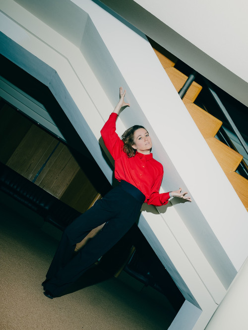 portrais-von-dirigentinnen-avandgardistische-gestaltung-im-rahmen-der-ausbildung-zum-fotografen-437