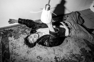 streetfotografie-uber-jugendliche-in-plattenbauten-110